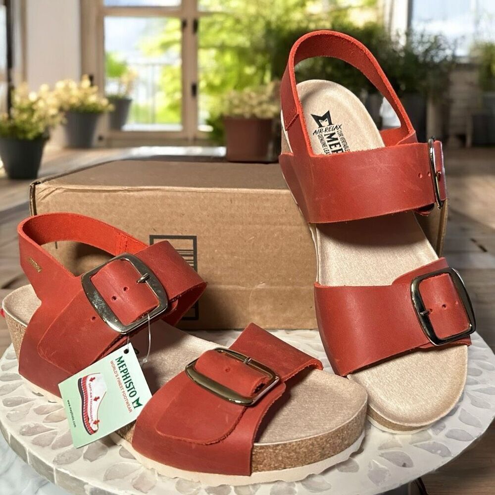 Mephisto Full- Grain Leather Violett Wedge Heel Sandal